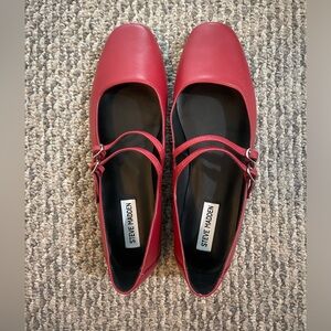 NWT Steve Madden Flats